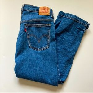 Levi’s Classic Slim Denim Capris Size 10
